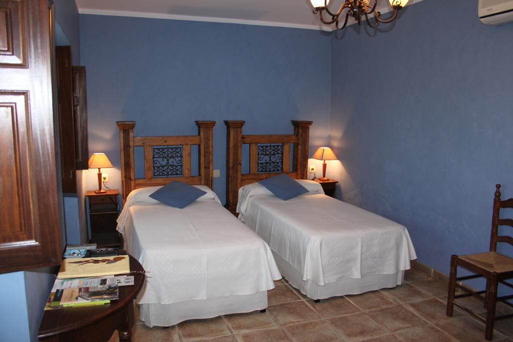 Hotel Mesa Del Conde San Felices de los Gallegos Pokoj fotografie